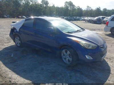 KMHDH4AE8DU****** 2013 Hyundai Elantra