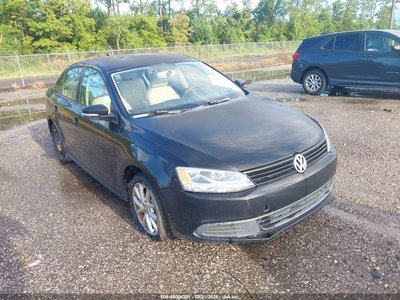 3VWBX7AJ9CM****** 2012 Volkswagen Jetta