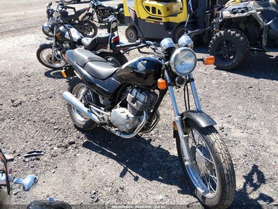 JH2MC24051K****** 2001 Honda CB250