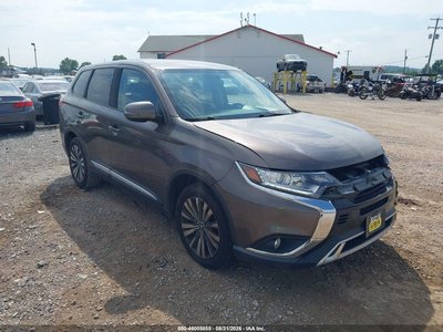 JA4AZ3A34KZ****** 2019 Mitsubishi Outlander