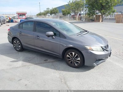 2HGFB2F85FH****** 2015 Honda Civic