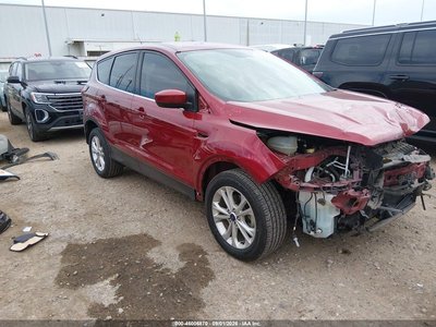 1FMCU0GD7KU****** 2019 Ford Escape