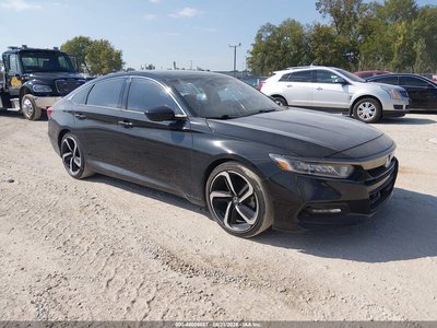 1HGCV1F36JA****** 2018 Honda Accord