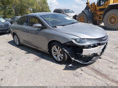 1C3CCCAB5GN****** 2016 Chrysler 200