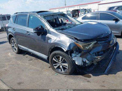 2T3WFREV5HW****** 2017 Toyota RAV4
