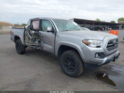 3TMCZ5AN5KM****** 2019 Toyota Tacoma