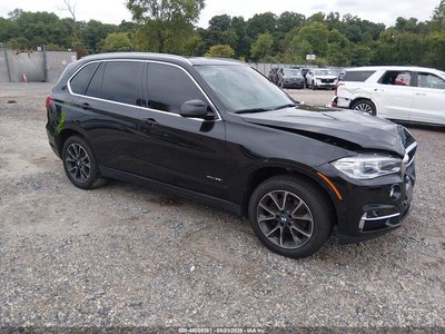 5UXKR0C54J0****** 2018 BMW X5