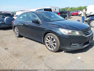 1HGCR2F51FA****** 2015 Honda Accord
