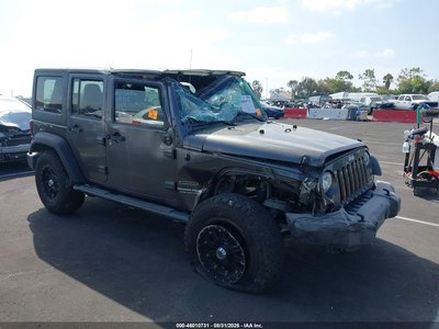 1C4BJWDG2JL****** 2018 Jeep Wrangler