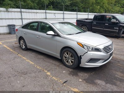 5NPE24AF9GH****** 2016 Hyundai Sonata
