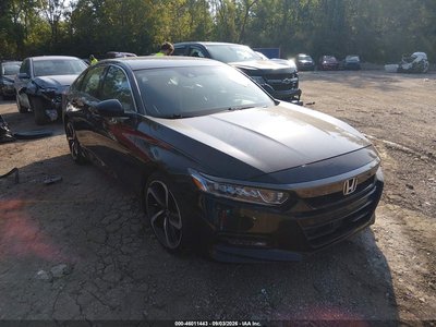 1HGCV1F37JA****** 2018 Honda Accord