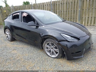 7SAYGDEEXRA****** 2024 Tesla Model Y