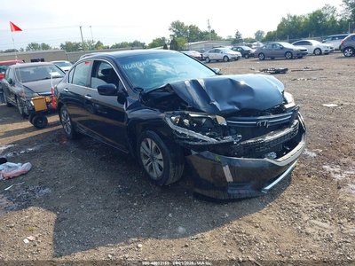 1HGCR2F37DA****** 2013 Honda Accord