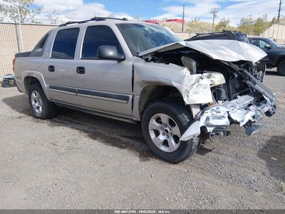 3GNEC12Z45G****** 2005 Chevrolet Avalanche