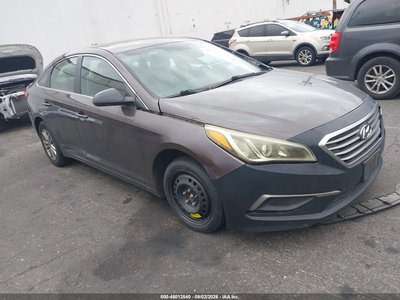 5NPE24AF2GH****** 2016 Hyundai Sonata