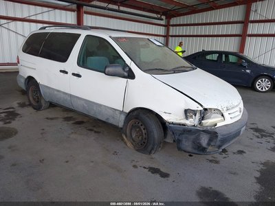 2001 Toyota Sienna