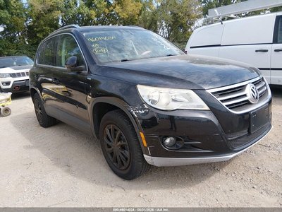 WVGBV7AX9AW****** 2010 Volkswagen Tiguan