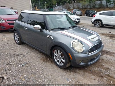 WMWMF735X9T****** 2009 MINI Cooper