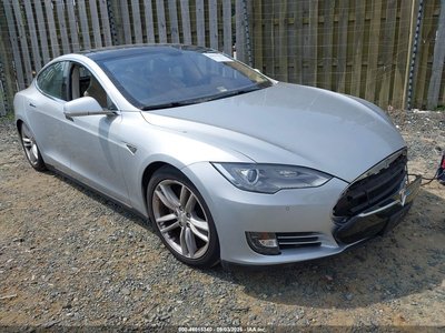 5YJSA1H15EF****** 2014 Tesla Model S