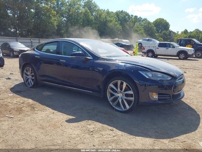 5YJSA1DP8DF****** 2013 Tesla Model S