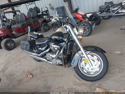 JS1VY52A552****** 2005 Suzuki C90