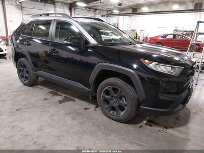 2T3S1RFV4MW****** 2021 Toyota RAV4