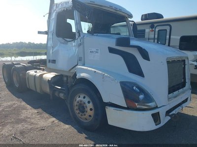 4V4NC9EG3EN****** 2014 Volvo VN
