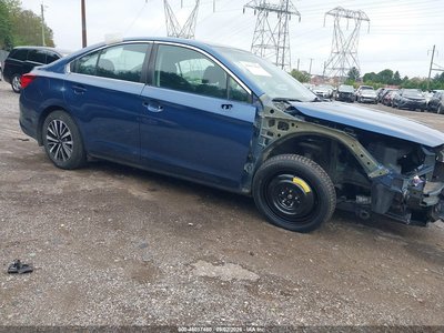 4S3BNAF69K3****** 2019 Subaru Legacy