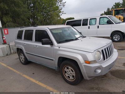 1J4NF2GB7AD****** 2010 Jeep Patriot