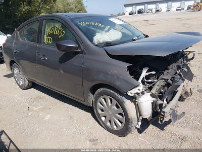 3N1CN7AP6GL****** 2016 Nissan Versa