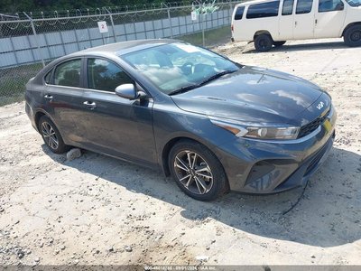 3KPF24AD5RE****** 2024 Kia Forte