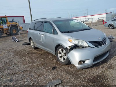2016 Toyota Sienna