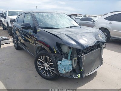 JA4AP4AU3KU****** 2019 Mitsubishi Outlander