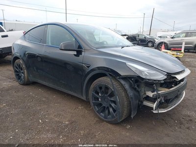 5YJYGDEE2MF****** 2021 Tesla Model Y