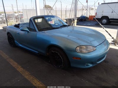 JM1NB353010****** 2001 Mazda MX-5