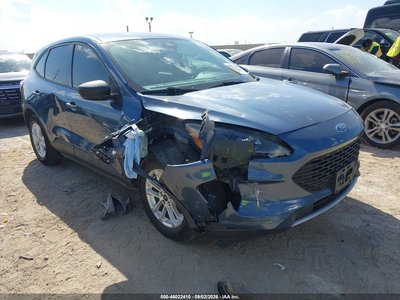 1FMCU0F67LU****** 2020 Ford Escape