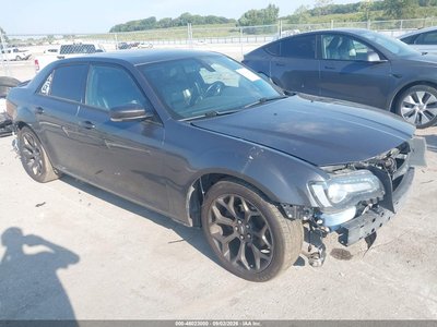 2C3CCABG1HH****** 2017 Chrysler 300