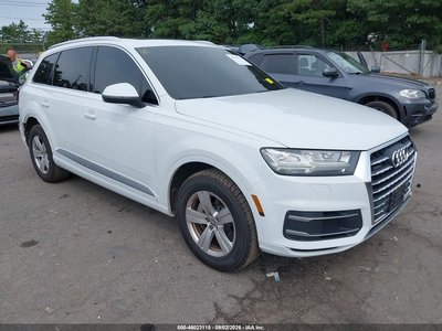 WA1LHAF74JD****** 2018 Audi Q7