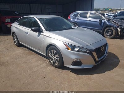 2020 Nissan Altima