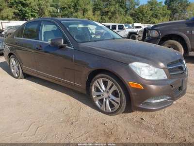 WDDGF8AB5DR****** 2013 Mercedes-Benz C 300