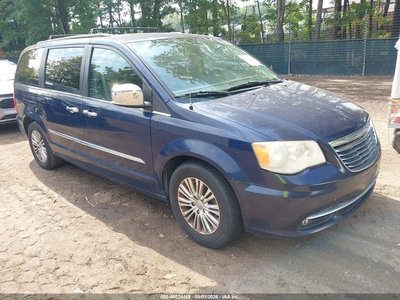 2013 Chrysler Town & Country