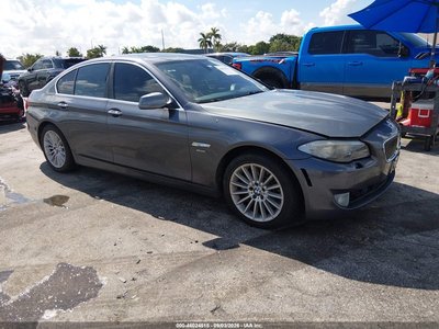 WBAFU7C58BC****** 2011 BMW 5 Series