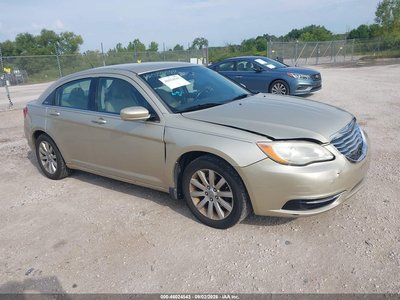 1C3BC1FB5BN****** 2011 Chrysler 200