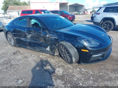 WP0AA2A74HL****** 2017 Porsche Panamera