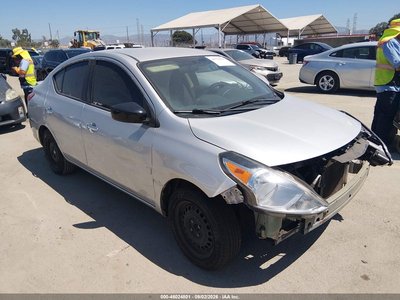 3N1CN7AP4KL****** 2019 Nissan Versa