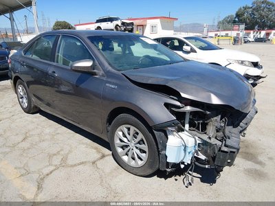 2016 Toyota Camry Hybrid