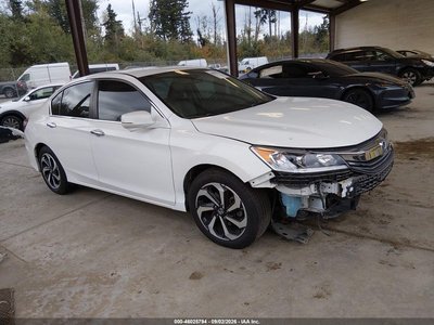 1HGCR2F80GA****** 2016 Honda Accord