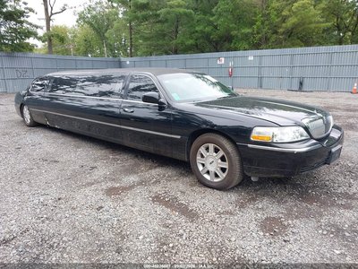 1L1FM88W66Y****** 2006 Lincoln Town Car