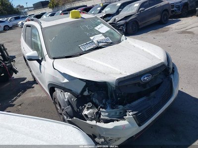 JF2SKAMC1LH****** 2020 Subaru Forester