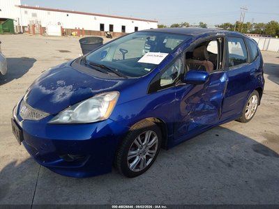 JHMGE8H4XAS****** 2010 Honda Fit